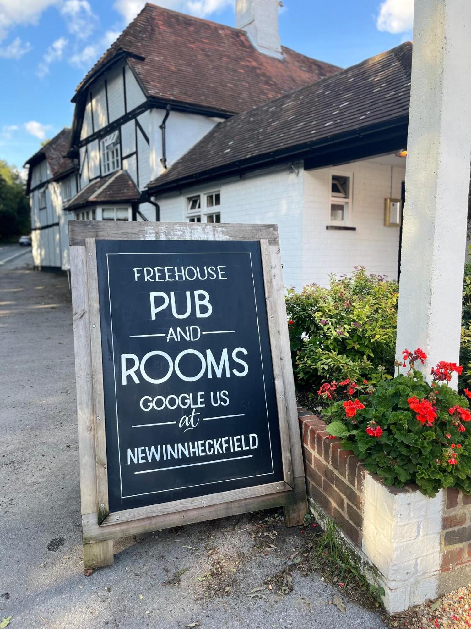 The New Inn Heckfield Hook  Exteriör bild